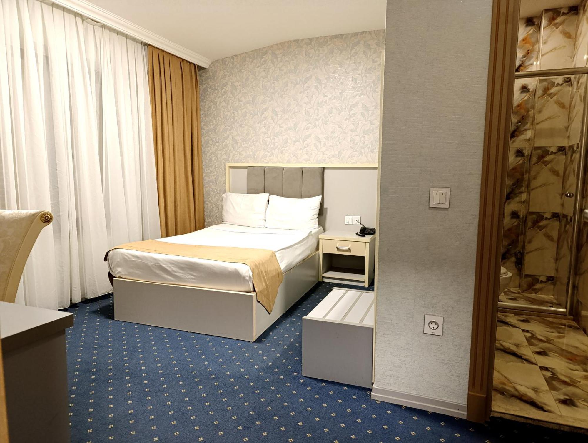 Alis Hotel Baku Ngoại thất bức ảnh