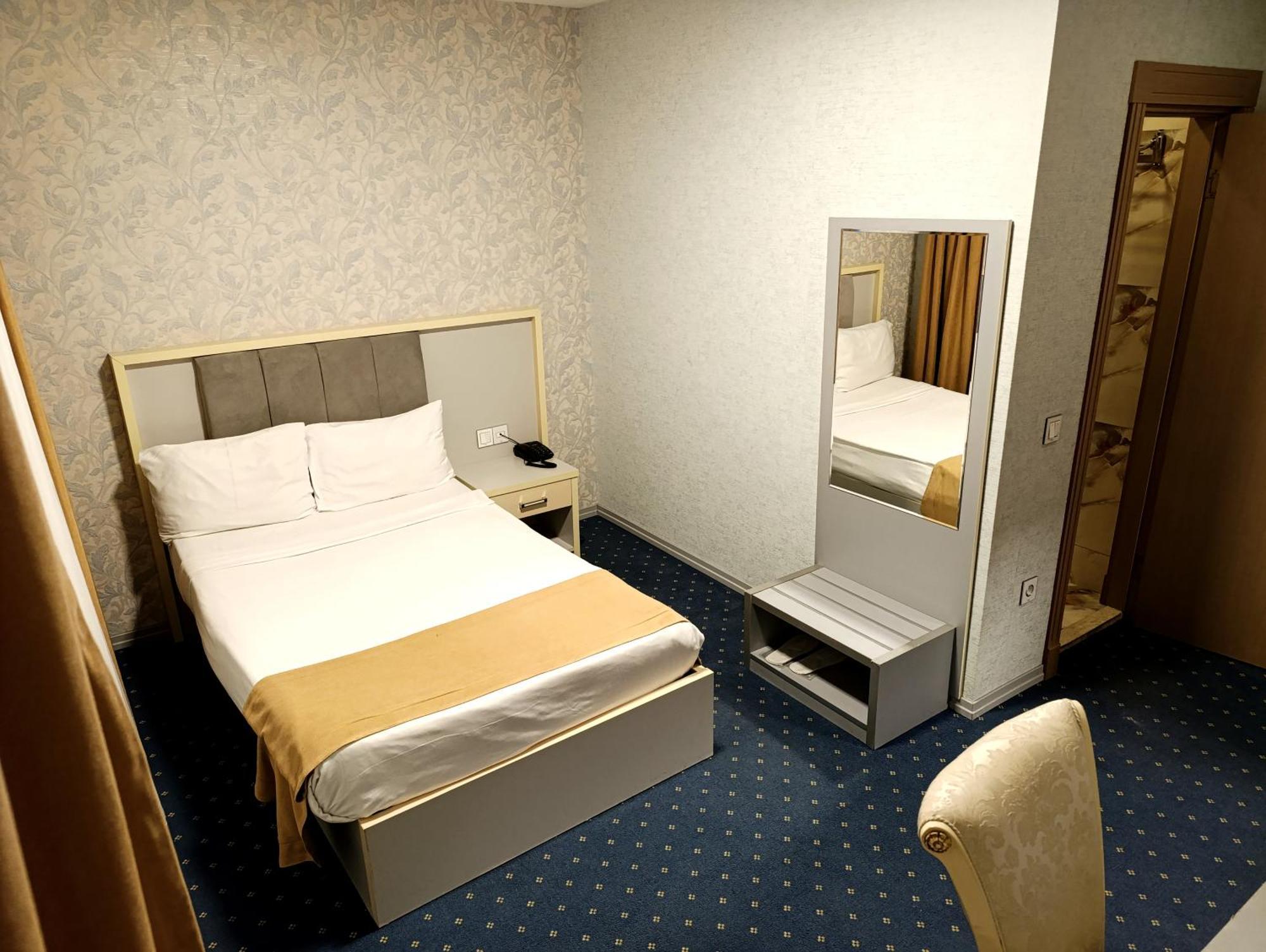 Alis Hotel Baku Ngoại thất bức ảnh
