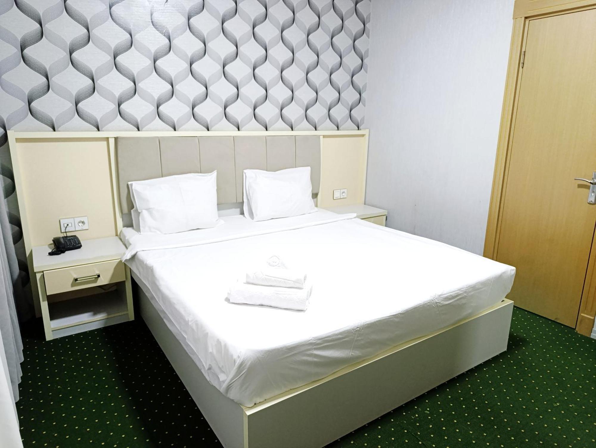 Alis Hotel Baku Ngoại thất bức ảnh
