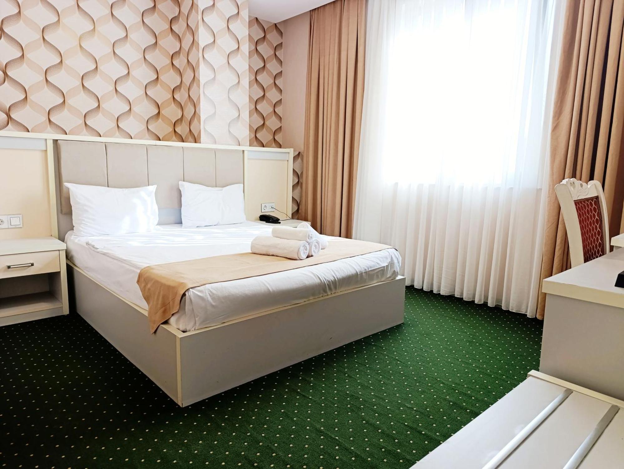 Alis Hotel Baku Ngoại thất bức ảnh